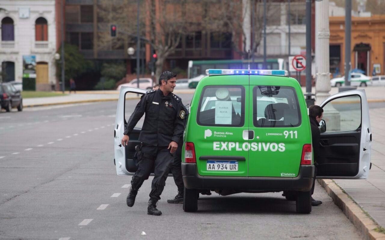 Ola de amenazas de bomba en escuelas: 2400 en un mes